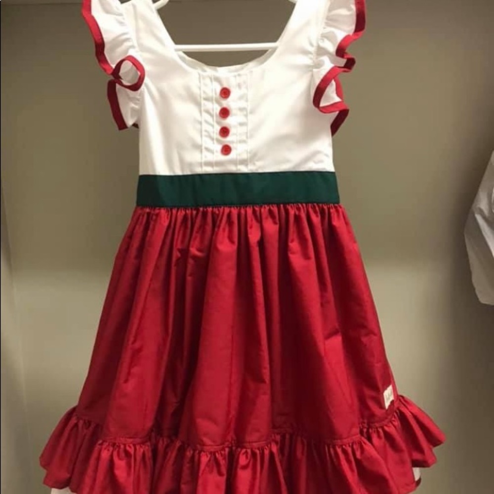 Santa baby size 7/8 In EUC